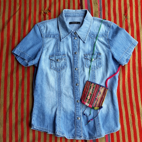 green house Tops - Denim short sleeve button up shirt